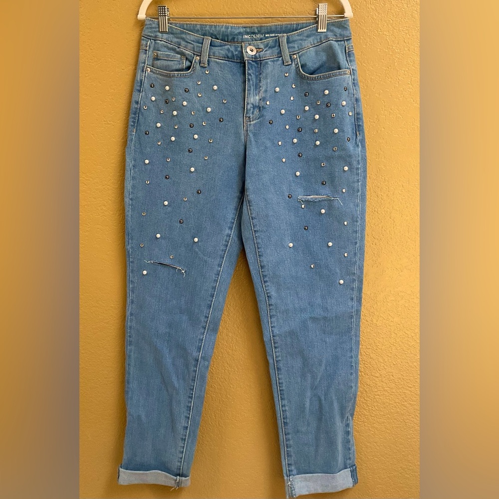 INC DENIM mid rise straight 
Size 6/28